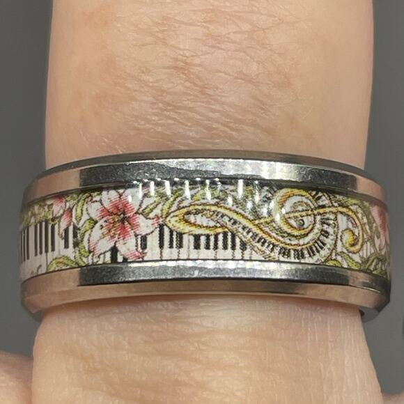 Unbranded Jewelry - Music Lover Floral Keyboard Piano Treble Clef Stainless Steel Band Ring Size 7.5
